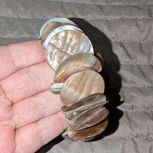 $2 with Bundle ~ Mother of Pearl Shell Bracelet 6276